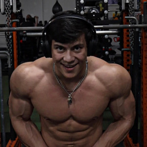 Influencer claims he borrows $5 million from a cryptocasino to bet